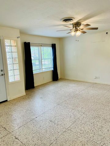 7018 Rook Boulevard, Houston, TX 77087
