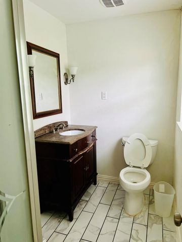 7018 Rook Boulevard, Houston, TX 77087
