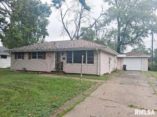2108 N WINDERMERE Avenue, Peoria, IL 61604