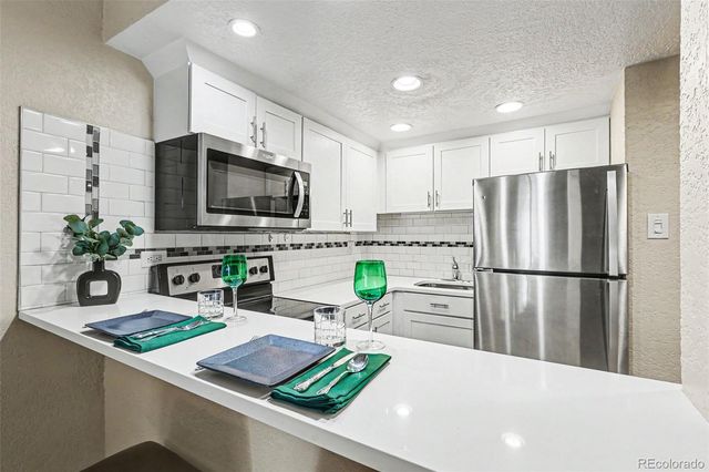 655 N Pearl Street 305, Denver, CO 80203
