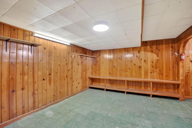 215 Arden Street, Waterloo, IA 50701