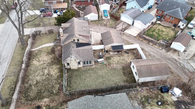 215 Arden Street, Waterloo, IA 50701