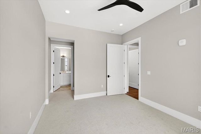 16460 Wildhorse Lake Boulevard 303, Chesterfield, MO 63017