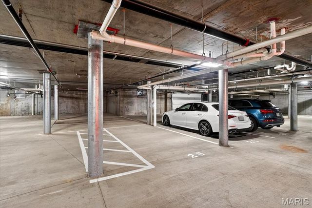 16460 Wildhorse Lake Boulevard 303, Chesterfield, MO 63017