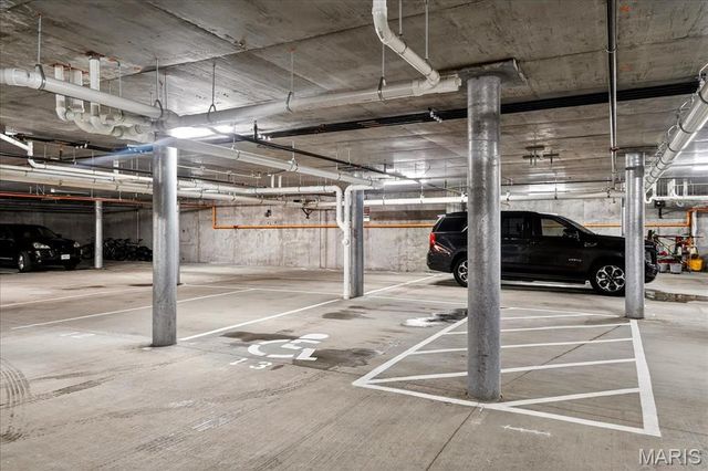 16460 Wildhorse Lake Boulevard 303, Chesterfield, MO 63017