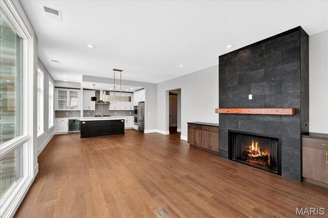 16460 Wildhorse Lake Boulevard 303, Chesterfield, MO 63017