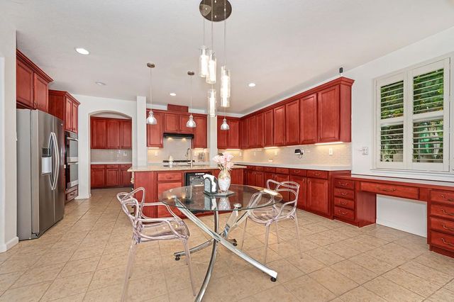 2364 Kinsella Way, Roseville, CA 95747