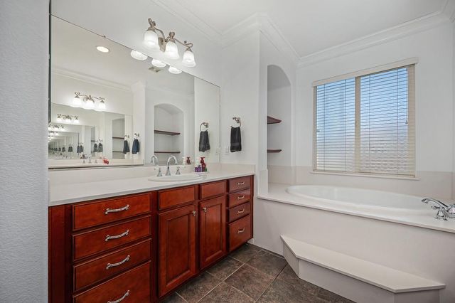 2364 Kinsella Way, Roseville, CA 95747