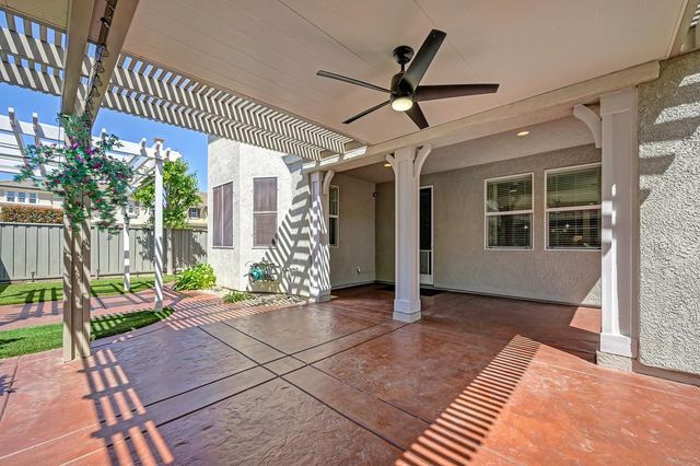 2364 Kinsella Way, Roseville, CA 95747