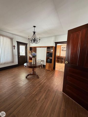 138 S 3rd Street, Marine City, MI 48039