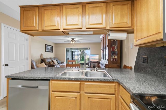 928 Pritchard Island Road, Inverness, FL 34450