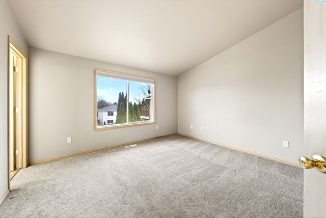 2628 Scottsdale Pl, Richland, WA 99354