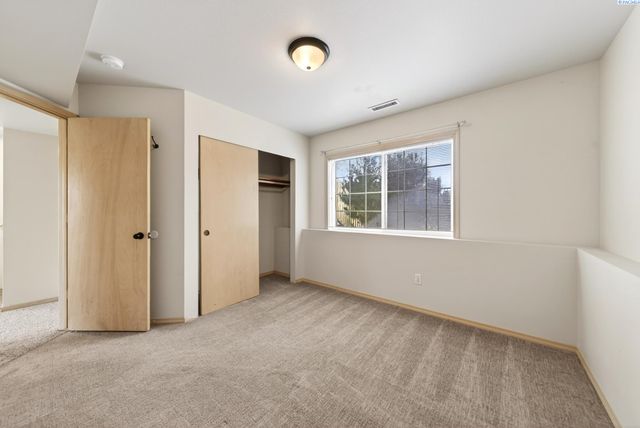 2628 Scottsdale Pl, Richland, WA 99354