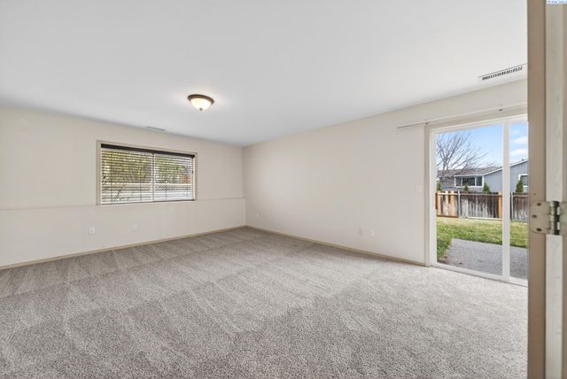 2628 Scottsdale Pl, Richland, WA 99354