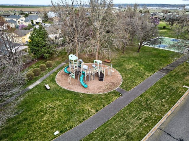 2628 Scottsdale Pl, Richland, WA 99354