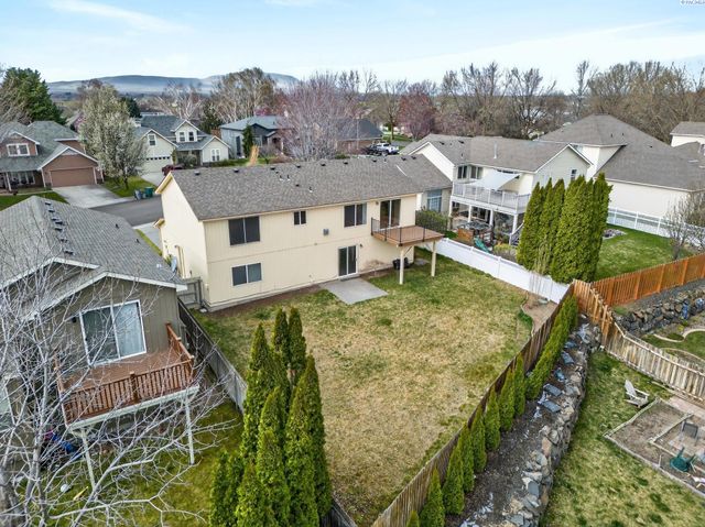 2628 Scottsdale Pl, Richland, WA 99354