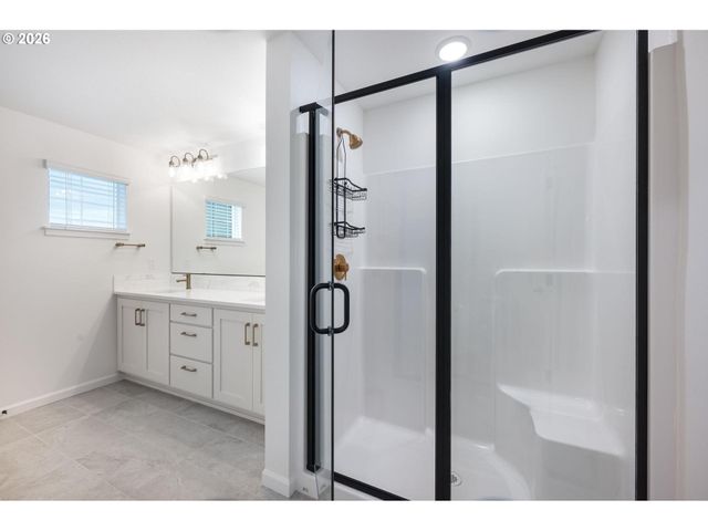 912 ROSEBUD Ct, Forest Grove, OR 97116