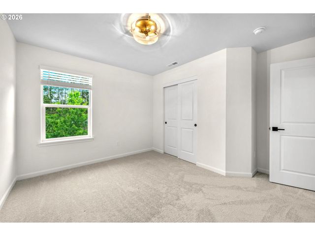 912 ROSEBUD Ct, Forest Grove, OR 97116