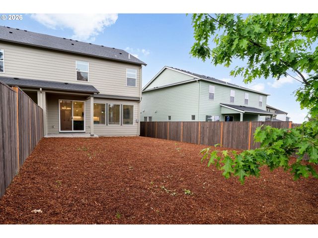 912 ROSEBUD Ct, Forest Grove, OR 97116