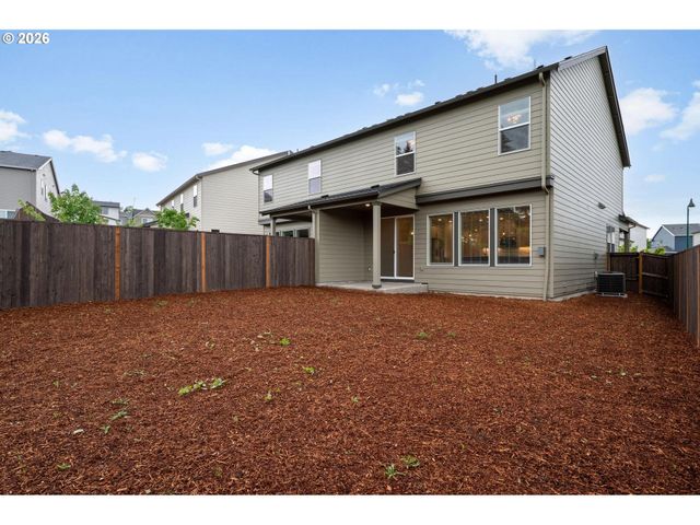 912 ROSEBUD Ct, Forest Grove, OR 97116