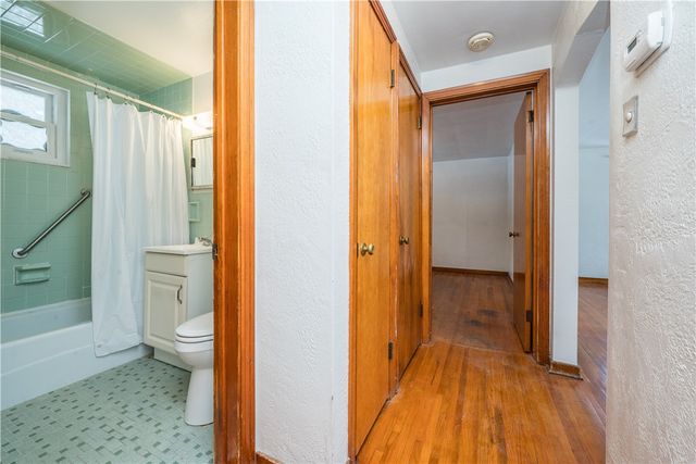 3340 Recker Dr, Baldwin Boro, PA 15227