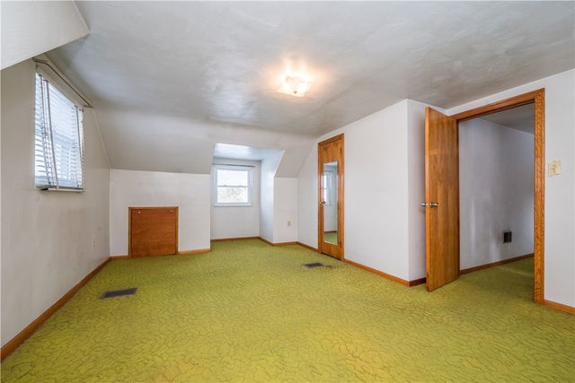 3340 Recker Dr, Baldwin Boro, PA 15227