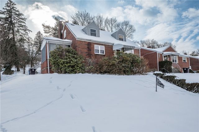 3340 Recker Dr, Baldwin Boro, PA 15227