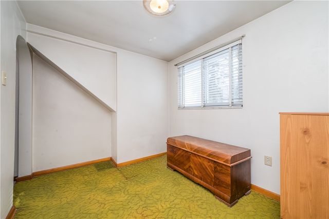 3340 Recker Dr, Baldwin Boro, PA 15227