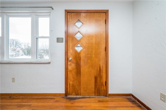 3340 Recker Dr, Baldwin Boro, PA 15227