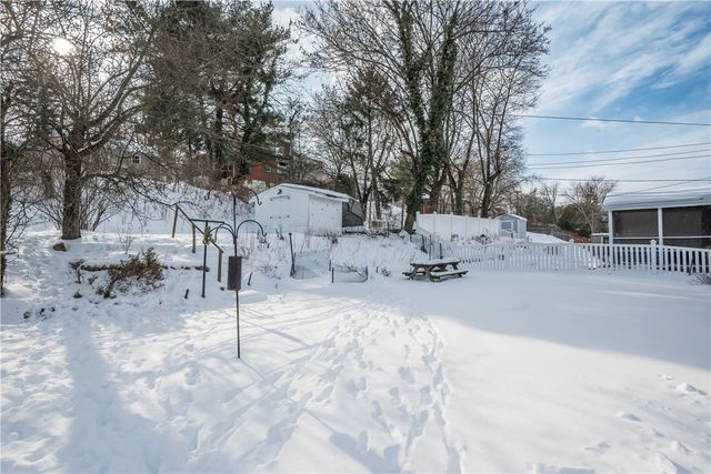 3340 Recker Dr, Baldwin Boro, PA 15227