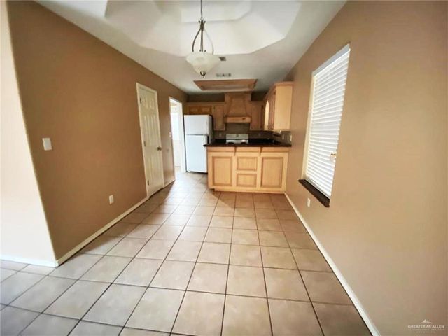 4113 W La Guardia Lane 2, Edinburg, TX 78539