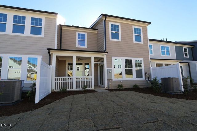 3102 Cathedral Comb Drive 239, Apex, NC 27502