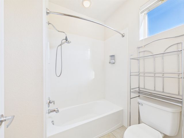 4359 San Benito B, Santa Fe, NM 87507