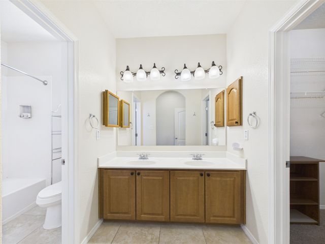 4359 San Benito B, Santa Fe, NM 87507