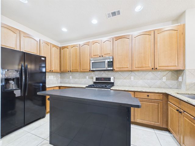 4359 San Benito B, Santa Fe, NM 87507