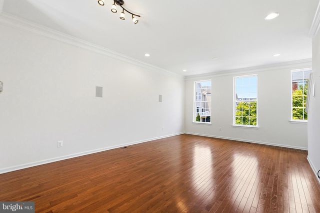 42817 PAMPLIN TER, Chantilly, VA 20152
