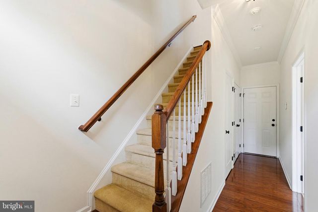 42817 PAMPLIN TER, Chantilly, VA 20152