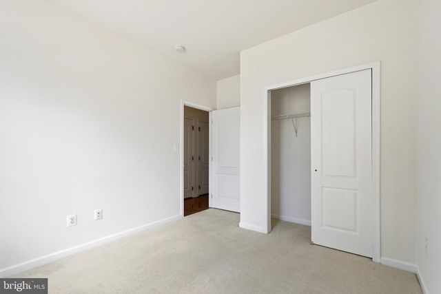 42817 PAMPLIN TER, Chantilly, VA 20152