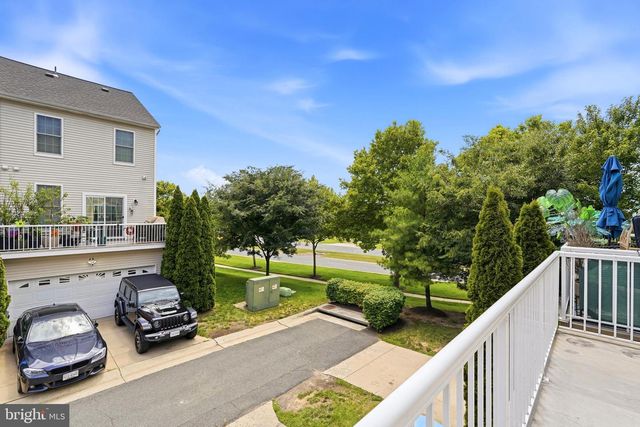 42817 PAMPLIN TER, Chantilly, VA 20152