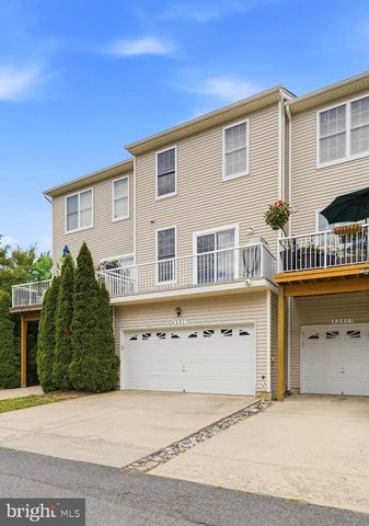 42817 PAMPLIN TER, Chantilly, VA 20152