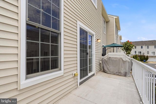 42817 PAMPLIN TER, Chantilly, VA 20152