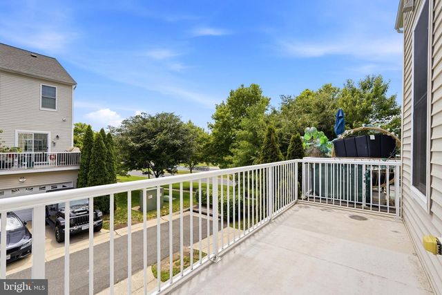 42817 PAMPLIN TER, Chantilly, VA 20152