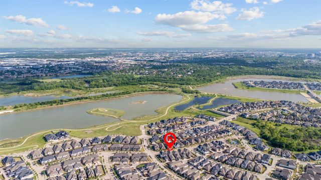 4430 English Maple Drive, Arlington, TX 76005