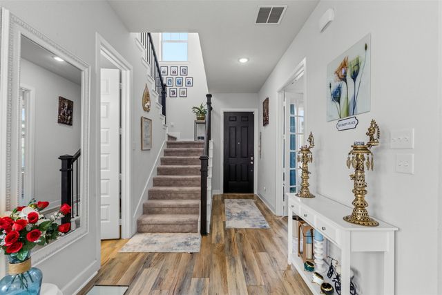 4430 English Maple Drive, Arlington, TX 76005