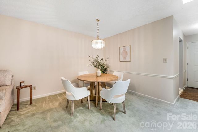 2604 Vineyard Boulevard, Asheville, NC 28805