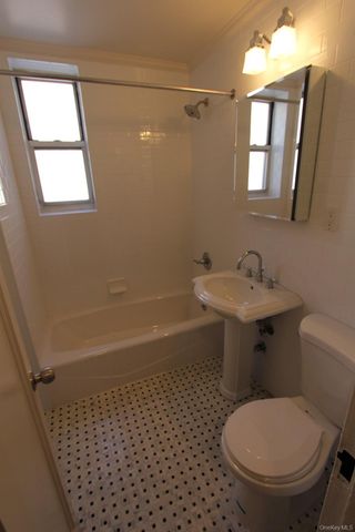 47-50 41st Street, Sunnyside, NY 11104