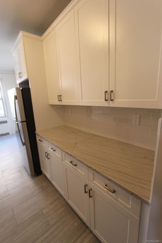 47-50 41st Street, Sunnyside, NY 11104