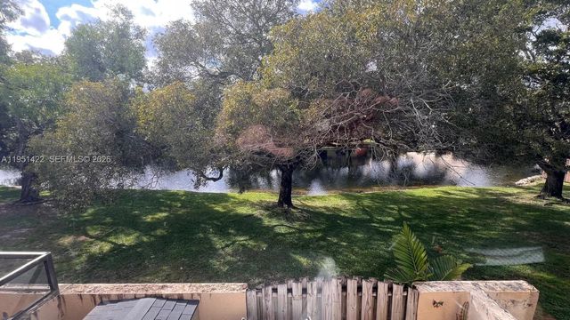 1210 NW 99th Ave 66, Pembroke Pines, FL 33024