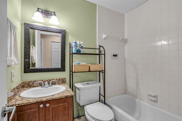 1210 NW 99th Ave 66, Pembroke Pines, FL 33024