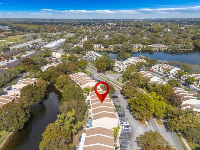 1210 NW 99th Ave 66, Pembroke Pines, FL 33024